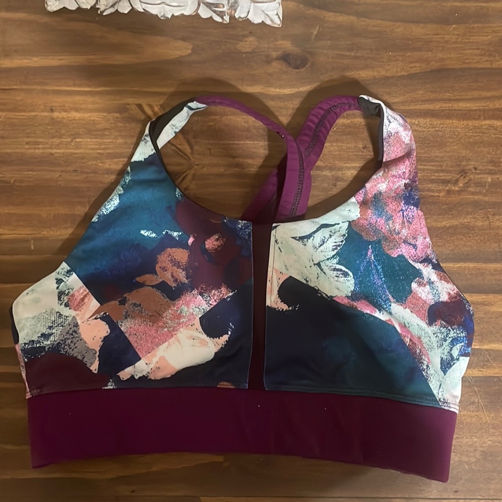 Sports bra